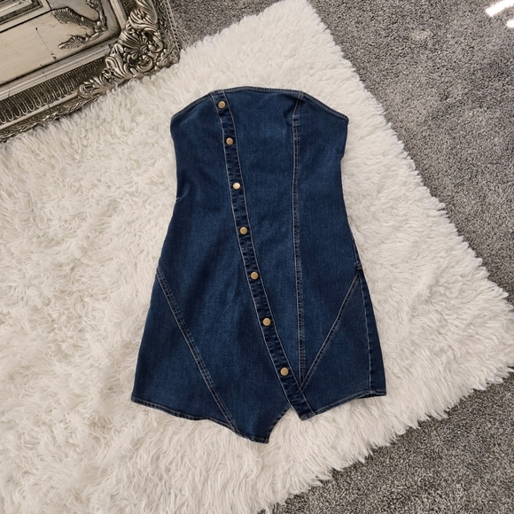 Urban Outfitters Denim Tube Mini Dress Indigo. Size Medium. New without tags. - Picture 3 of 9